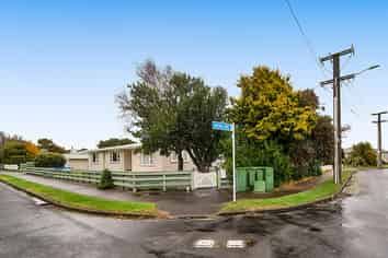 1 Pacey Avenue, Hawera