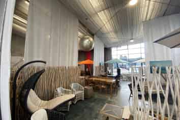 Corner profile showroom for lease