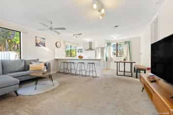 2/63c Colwill Road, Massey