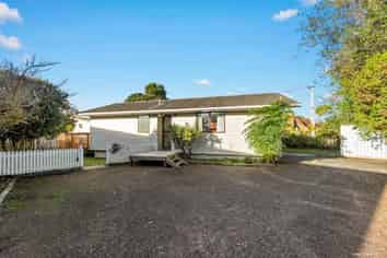 2/63c Colwill Road, Massey