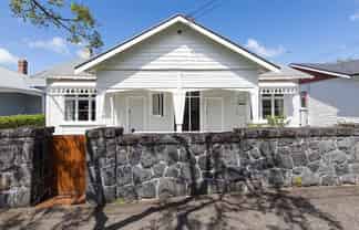 2/25 Mount Pleasant Road, Mount Eden