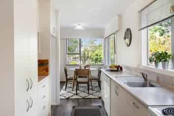 15 Mirovale Place, Totara Vale