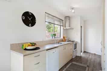 15 Mirovale Place, Totara Vale