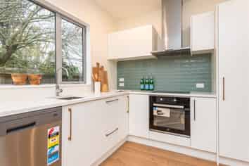 1/361 Avonhead Road, Avonhead