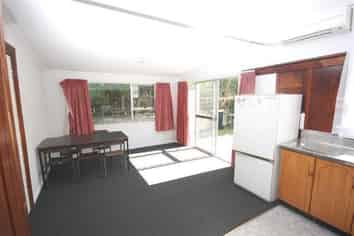 15 Carlyle Street, North East Valley