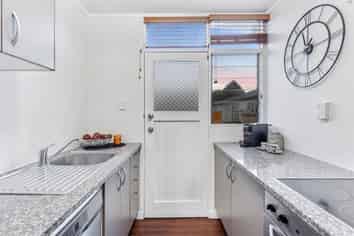 10D Graysons Lane, Mount Eden