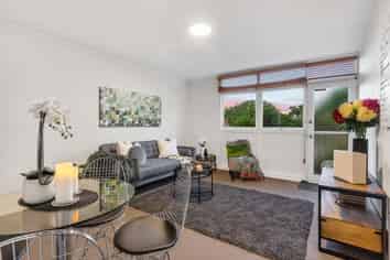10D Graysons Lane, Mount Eden
