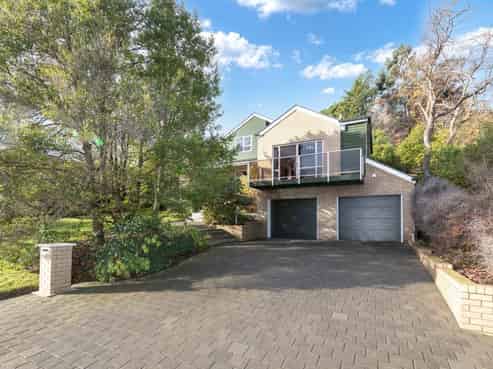 3 Brickworks Lane, Huntsbury