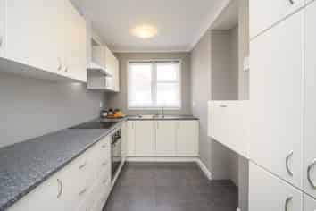 16/288 College Street, West End