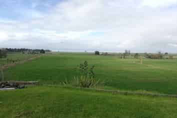 591B East Coast Road, Kaiaua