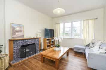 534 Featherston Street, Roslyn