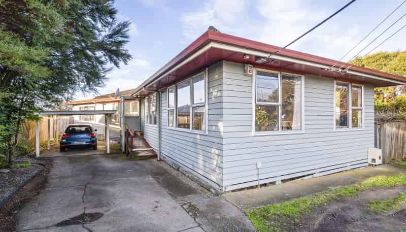 61 Martin Road, Paraparaumu Beach