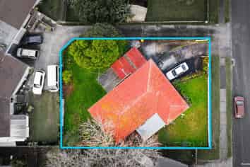 4 Backhurst Grove, Massey