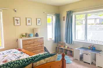 412 Port Hills Road, Hillsborough