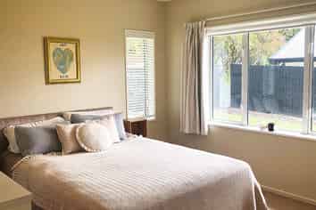 412 Port Hills Road, Hillsborough