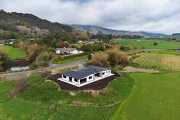 51 Manakau Heights Drive, Manakau