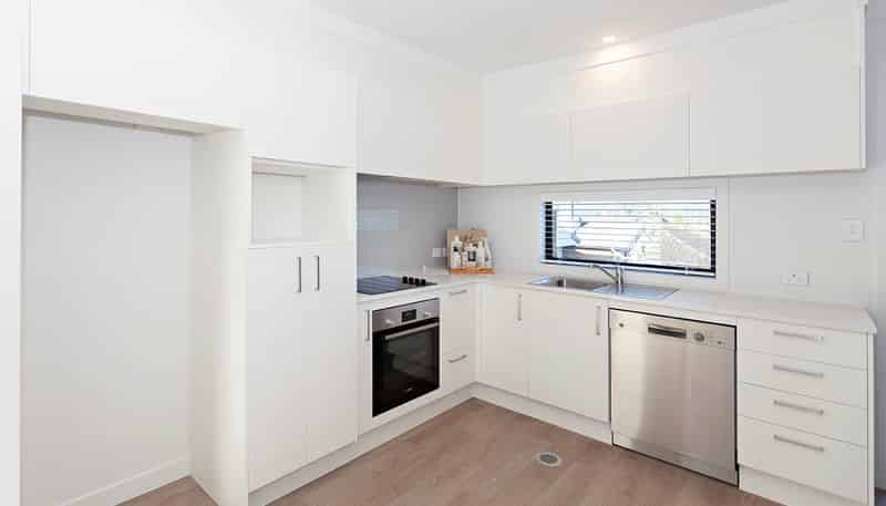 6/8 James Laurie Street, Henderson