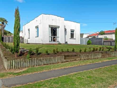 28 Carnarvon Street, Gisborne