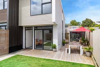 13/15 Chivalry Road, Glenfield