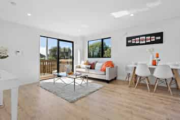 1/50 Raglan Street, Mangere East