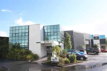 Office/Warehouse offered for lease