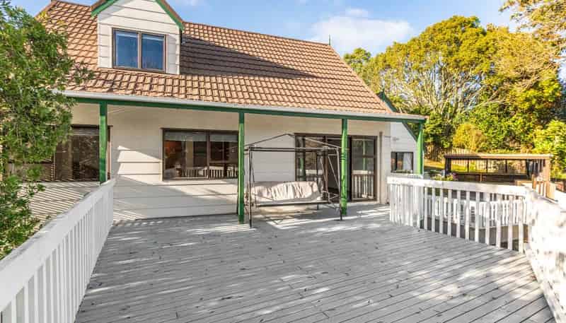 73B Oaktree Avenue, Browns Bay