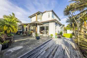 6 Kouras Place, Flat Bush