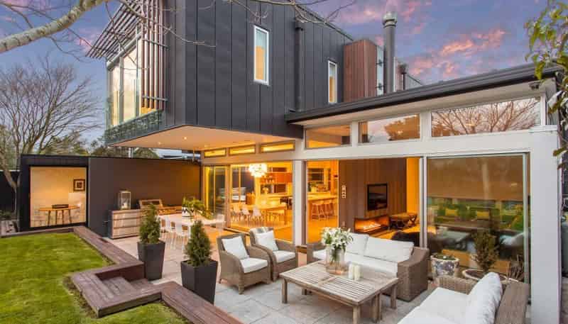 53 Hawthorne Street, Strowan