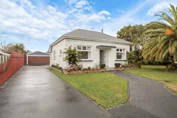 17 Sandwich Road, Beckenham