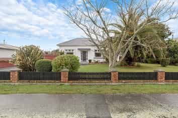 17 Sandwich Road, Beckenham