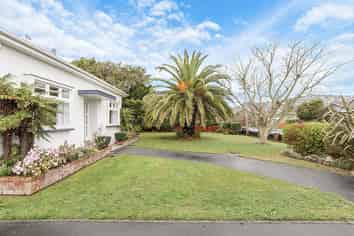 17 Sandwich Road, Beckenham