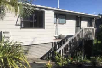 17 Poplar Road, Stanmore Bay