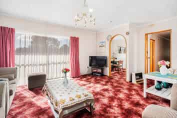 2/329 Western Hills Drive, Avenues