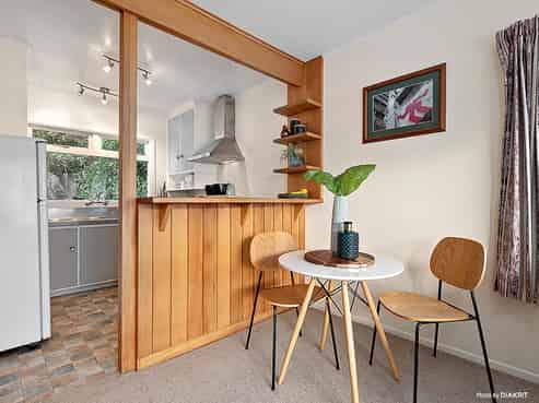 8/117 Austin Street, Mount Victoria