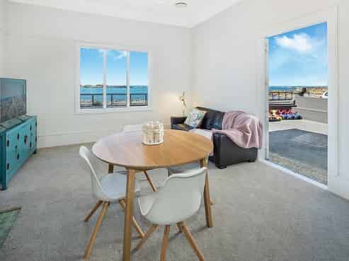 72 Owhiro Bay Parade, Owhiro Bay