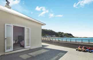 72 Owhiro Bay Parade, Owhiro Bay