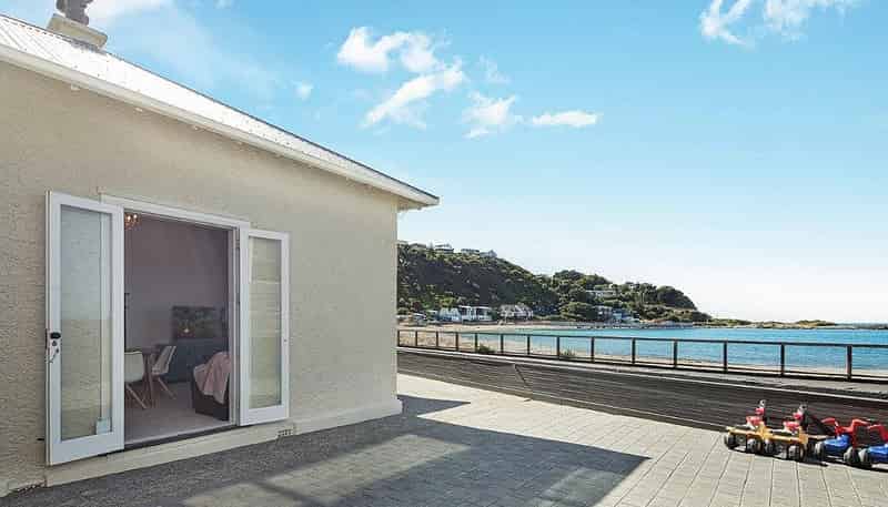 72 Owhiro Bay Parade, Owhiro Bay