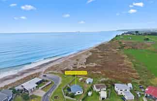 348 Pukehina Beach Road, Pukehina