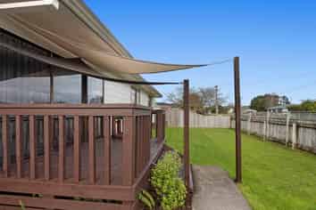 17B Amokura Road, Taneatua