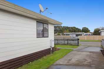 17B Amokura Road, Taneatua