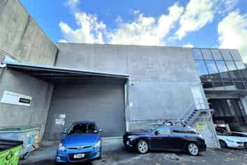 GREAT FREEMANS BAY OFFICE/WAREHOUSE