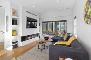 191 Buckley Road, Southgate