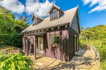 Auckland - Address withheld