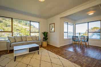 13 Days Road, Lyttelton