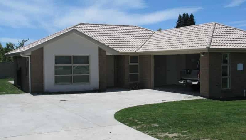 4 Barcroft Street, Frimley