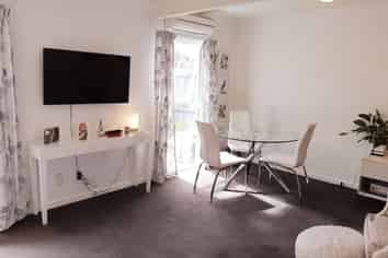 14/27 Cornwall Street, Saint Albans