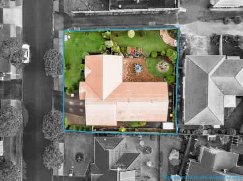 3 West Fairway, Golflands