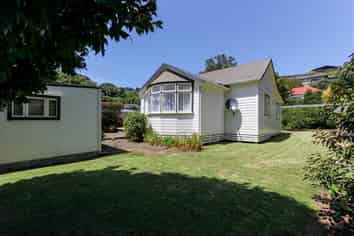 24 Bracken Street, New Plymouth Central
