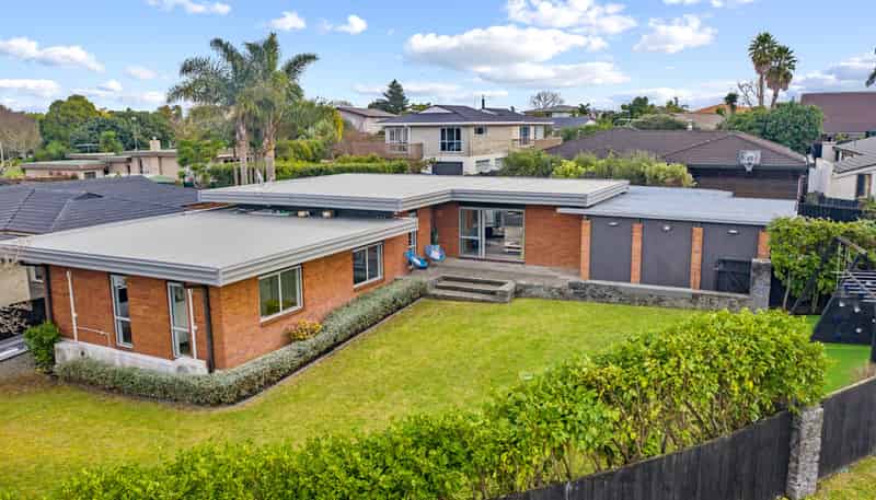 26 Tyrian Close, Half Moon Bay