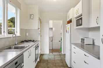 6 Churchill Street, Pukekohe